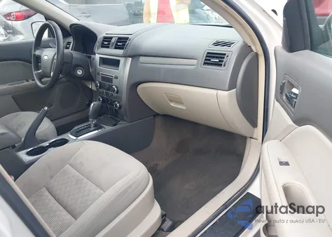 2010 Ford Fusion Se from USA, damaged, VIN 3FAHP0HA3AR184045